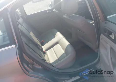 2005 Volkswagen Passat Gls 1.8T из США, поврежденный, VIN WVWAD63B75P002304